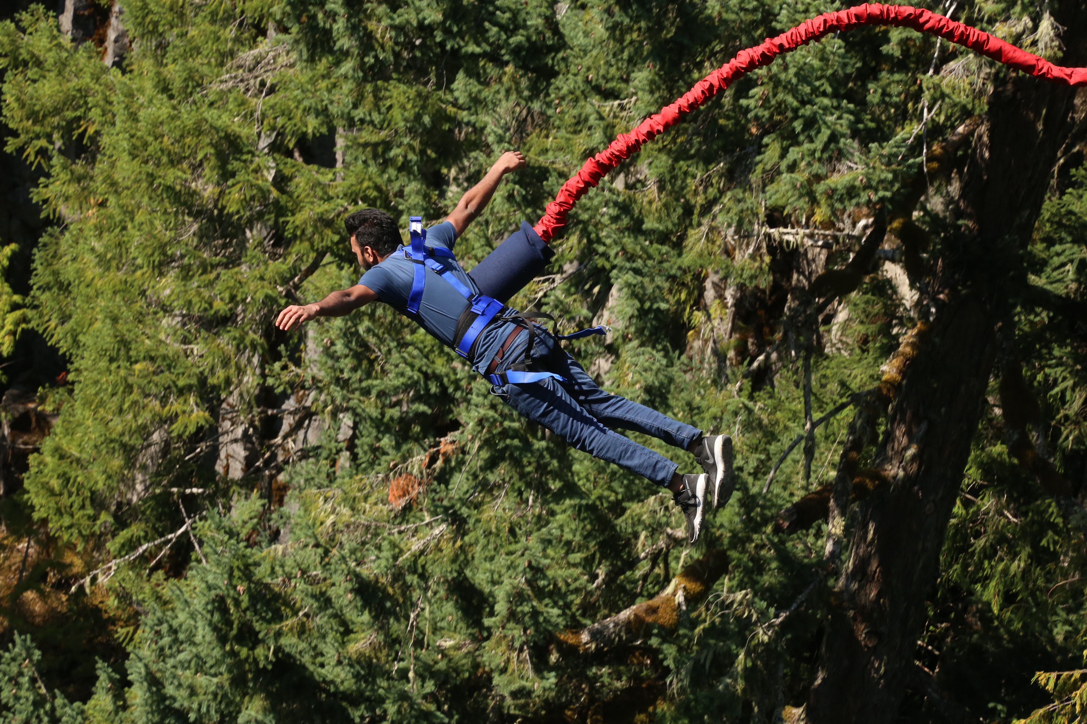 A Man bungee jumping
